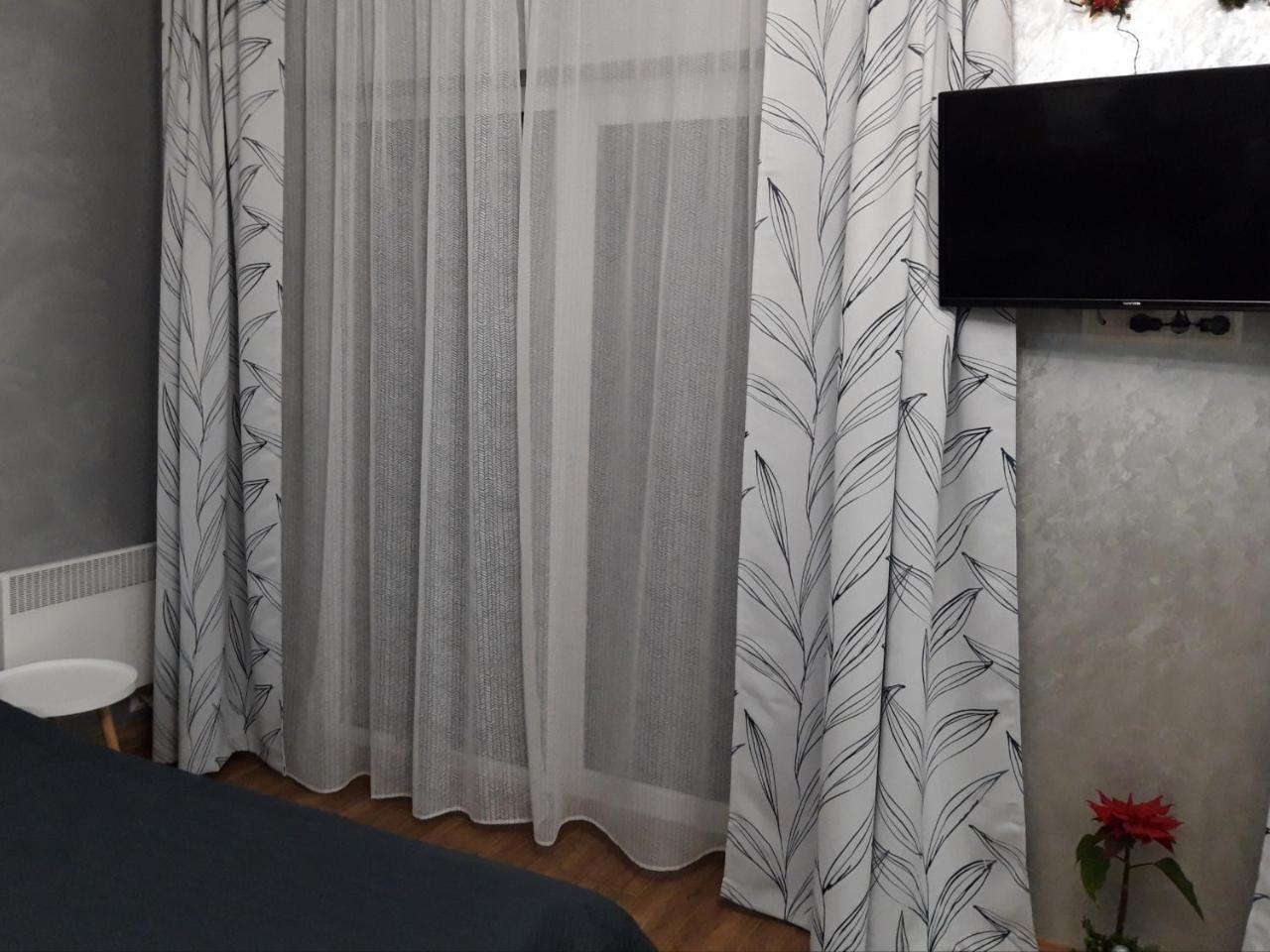 однокомнатная квартира-студия. новострой, центр города. Apartment